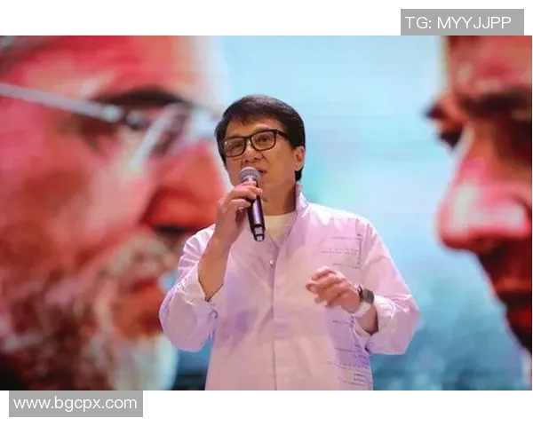 成龙心目中的足球偶像是谁他对足球明星的热爱与追随 成龙心目中的足球偶像是谁他对足球明星的热爱与追随