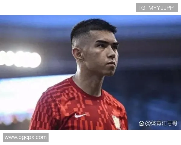 澳洲年轻小将崭露头角足球明星之路的奋斗与梦想