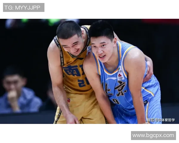 南京篮球队在全国锦标赛积分榜上以69分稳居第一名展现强劲实力