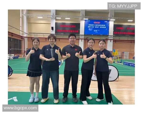 杭州羽毛球队在大满贯积分榜上以64分稳居第一名表现出色